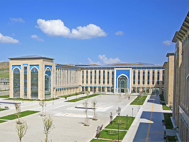 Yıldırım Beyazıt Üniversitesi